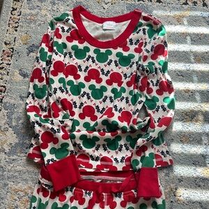 Disney Hanna Andersson Disney Mickey Mouse Christmas Garland Women Pajama Set